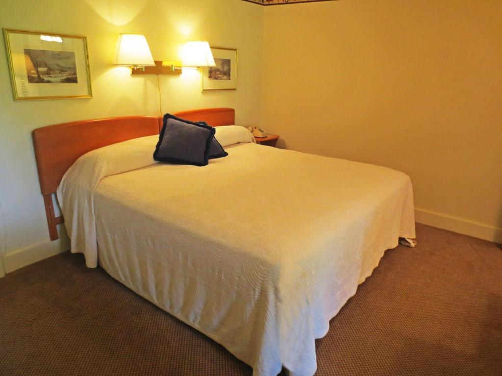 The Thompson House Hotel Windham Phòng bức ảnh